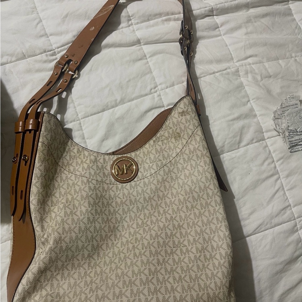 Michael Kors Cream and Tan Shoulder Bag